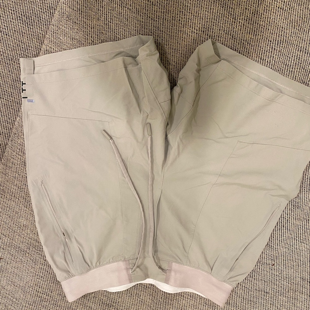 Lululemon Gray Athletic Shorts size 4